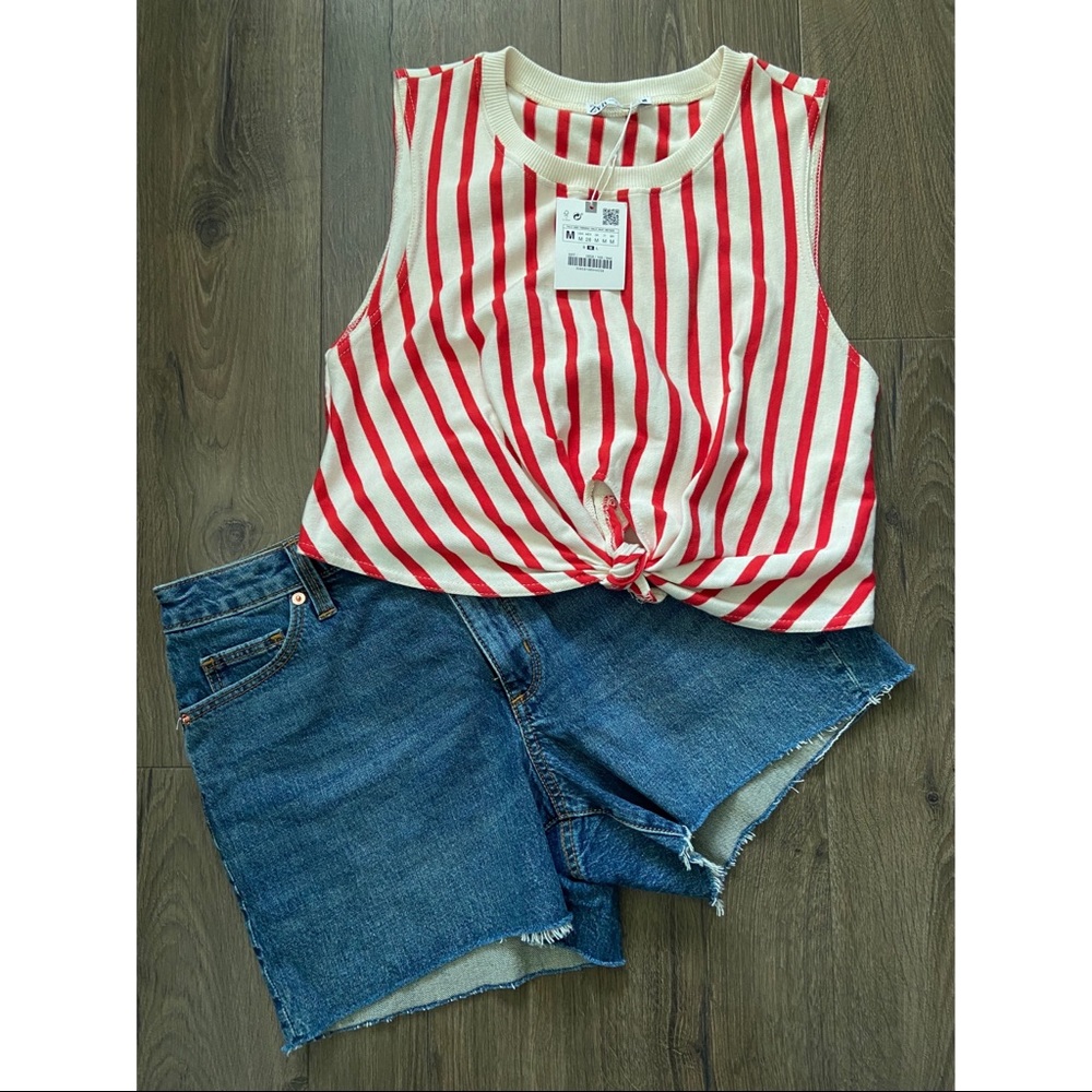 Zara | Knotted Crop Tank Top